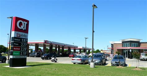 QuikTrippers are dedicated to providing top notch customer service with a smile, and always being the best they can be. . Quiktrip truck stop near me